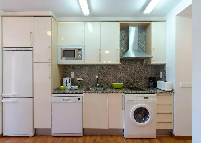 Apto. 5 Huéspedes Apartamento *